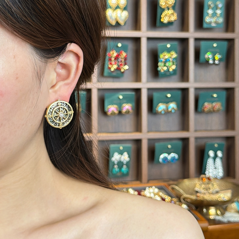 Pendientes de brinco con brúju - Vintage Fashion Jewelry Brands reseña y precio