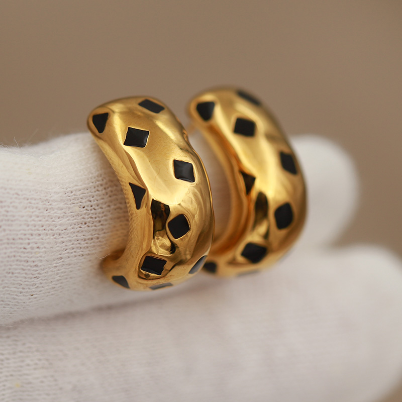 Pendientes clásicos de tuerca  - Vintage Fashion Jewelry Brands reseña y precio