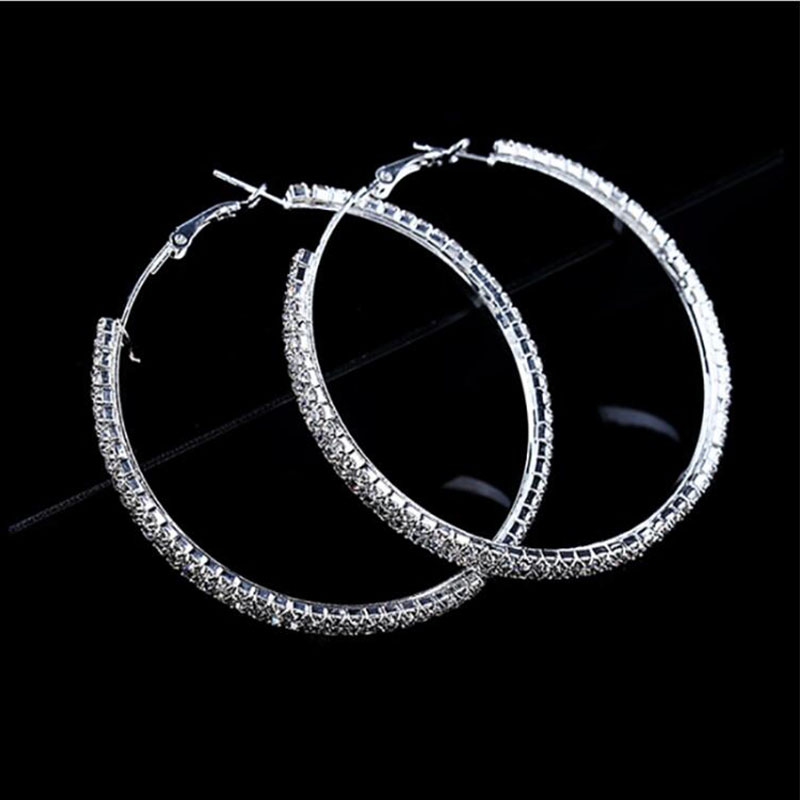 Pendientes de aro de cristal a - Vintage Fashion Jewelry Brands reseña y precio