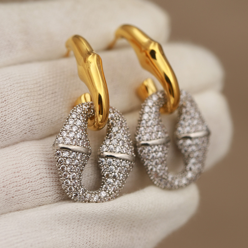 Pendientes clásicos de cristal - Vintage Fashion Jewelry Brands reseña y precio