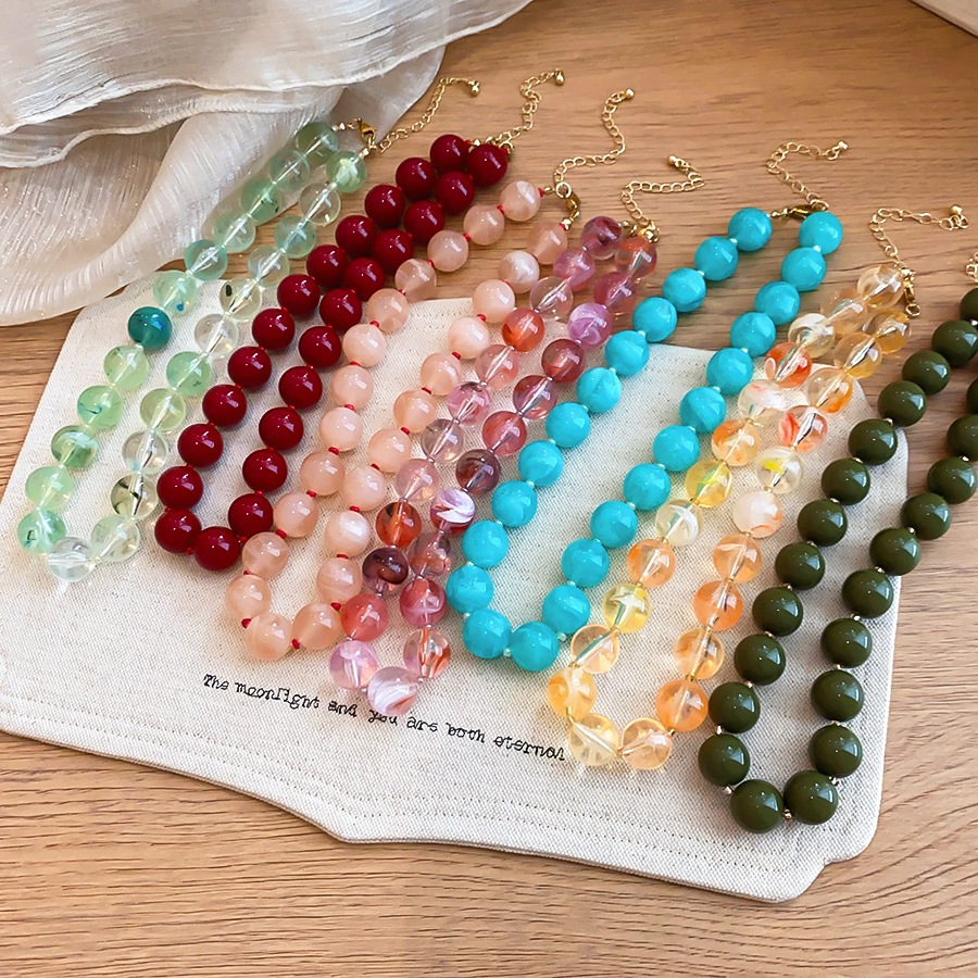 Collar de Gargantilla de Resin - Vintage Fashion Coloring Pages reseña y precio